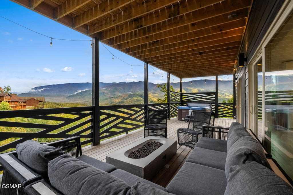 839 Deer Path Lane Gatlinburg TN 37738