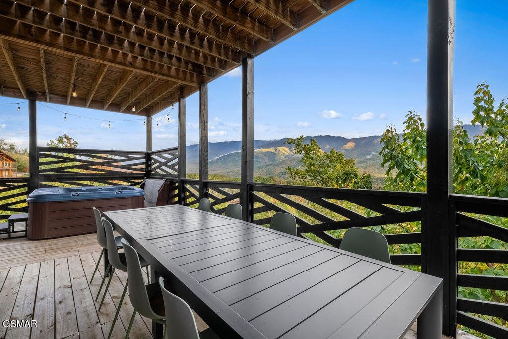 839 Deer Path Lane Gatlinburg TN 37738