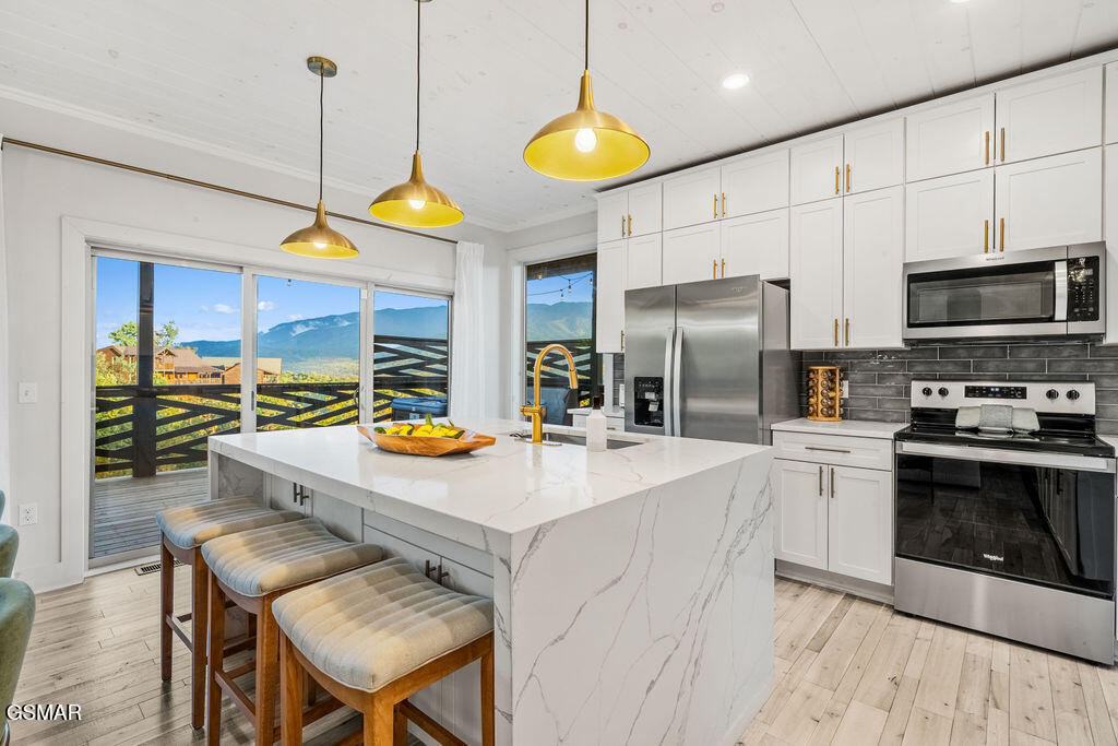 839 Deer Path Lane Gatlinburg TN 37738