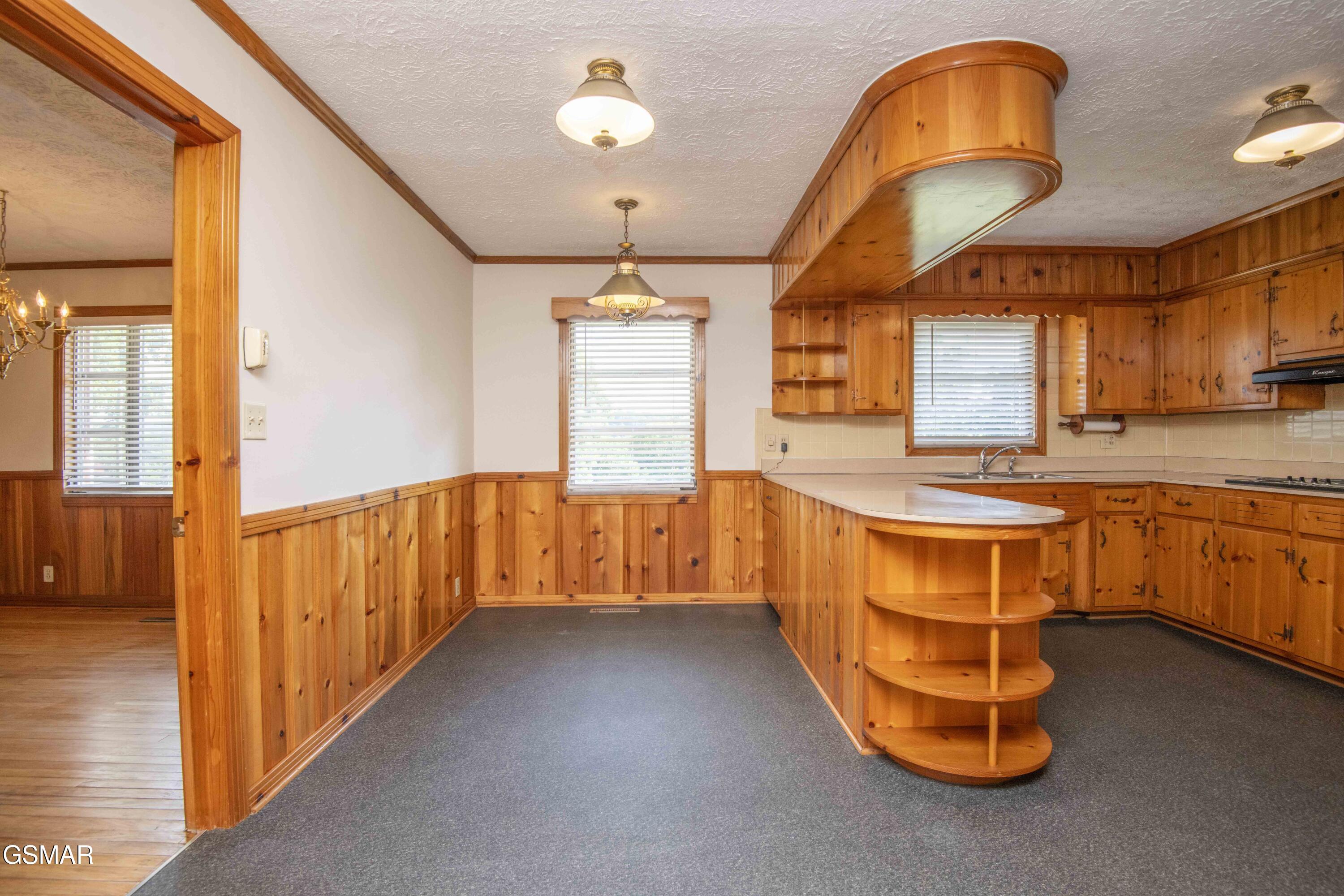 437 Bridge View Lane Knoxville TN 37914
