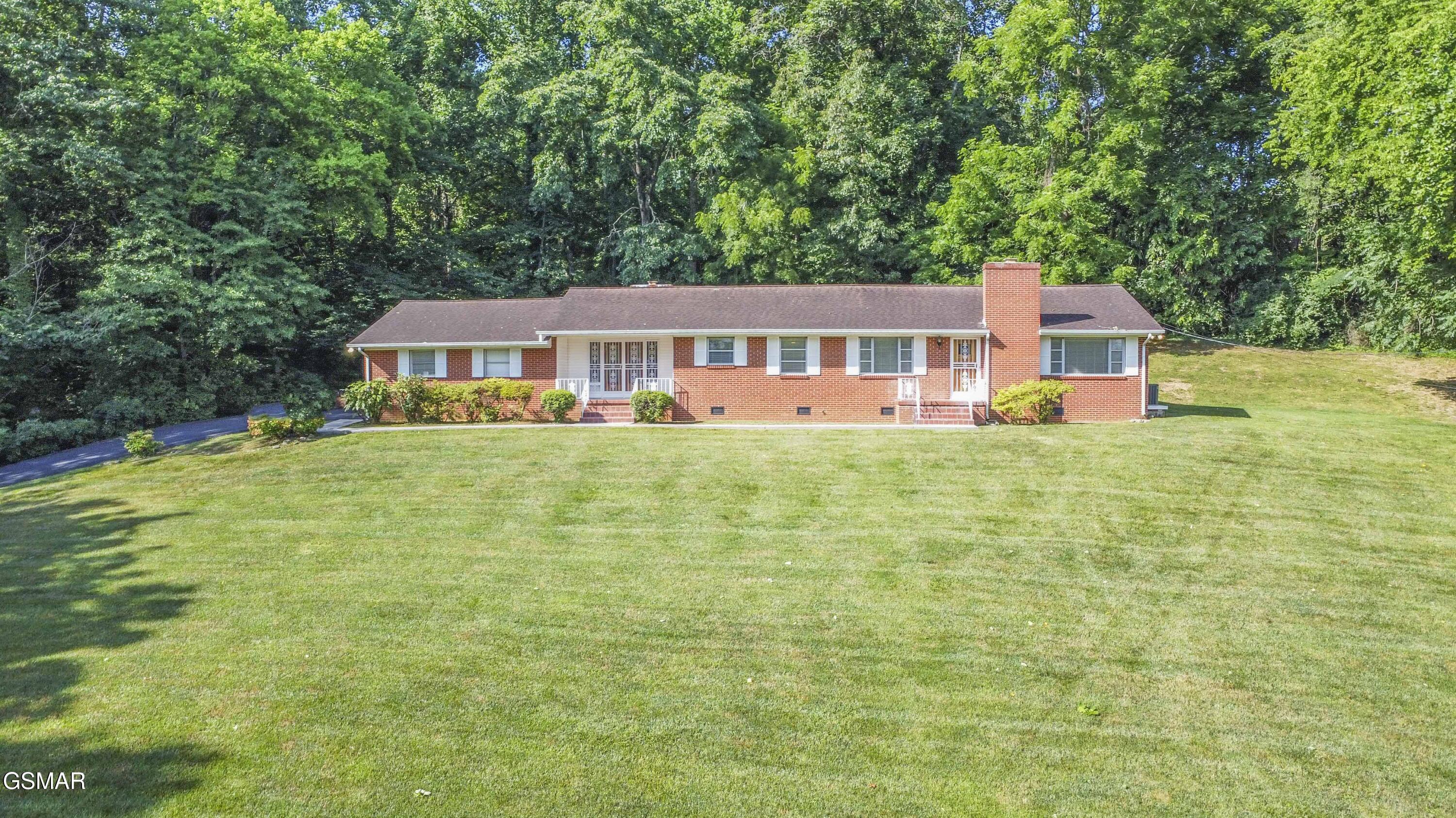 437 Bridge View Lane Knoxville TN 37914
