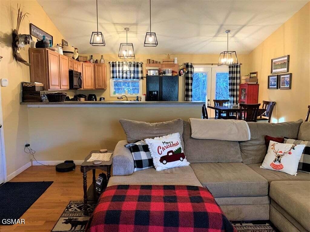 583 Loraine Street Pigeon Forge TN 37863