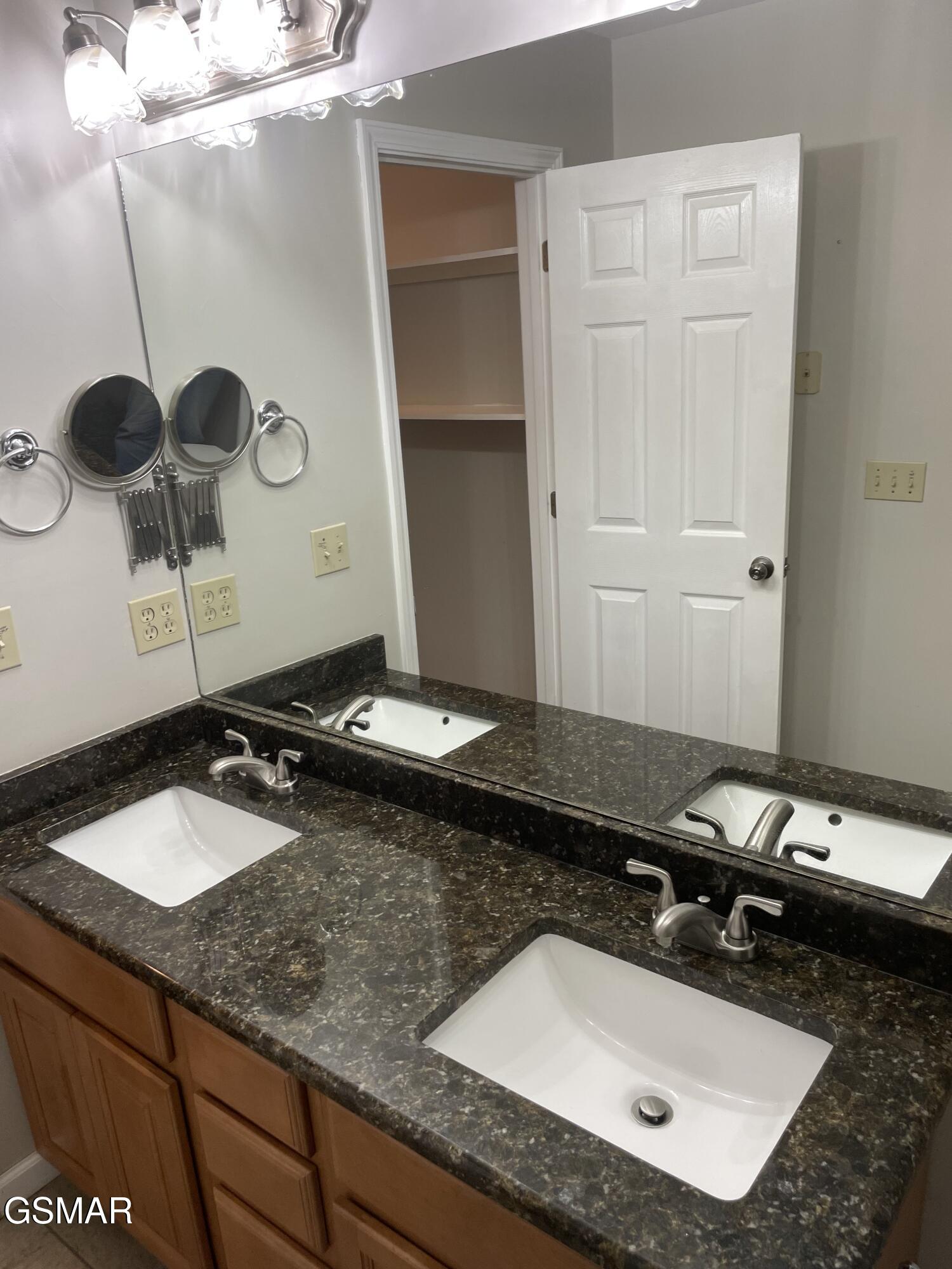 583 Loraine Street Pigeon Forge TN 37863