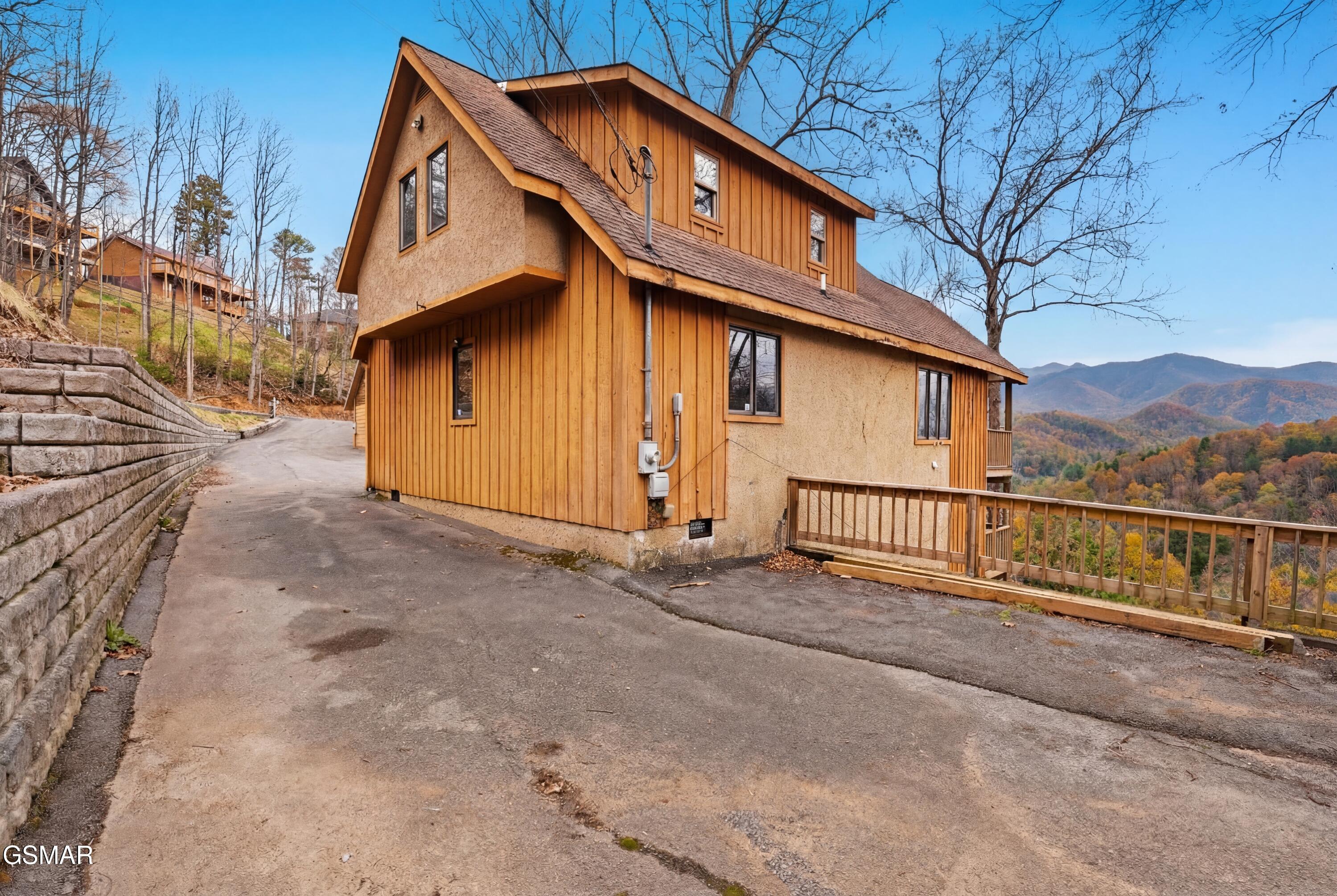 1443 Arbon Drive Gatlinburg TN 37738