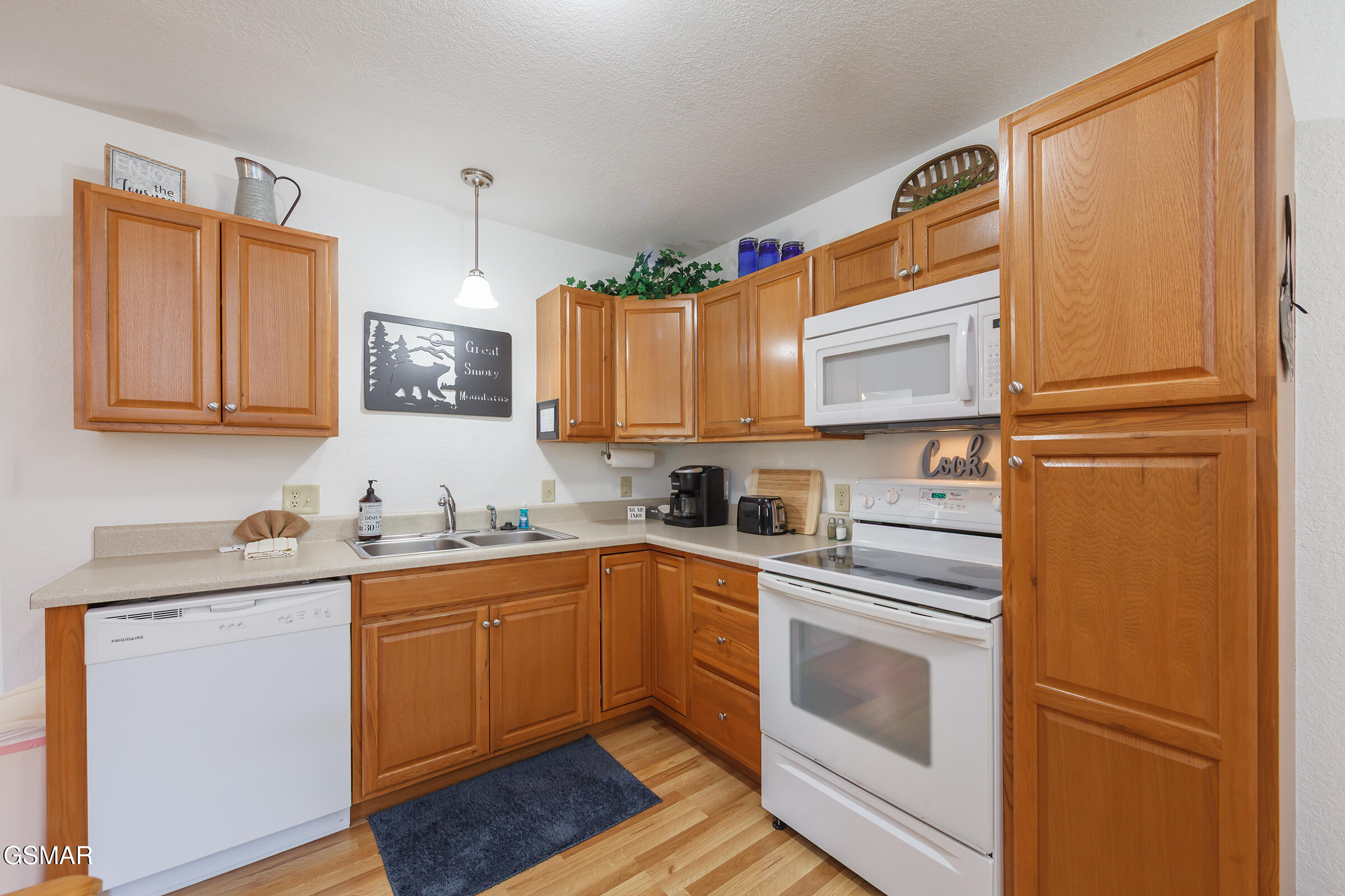 1505 Indian Warpath Road Sevierville TN 37876