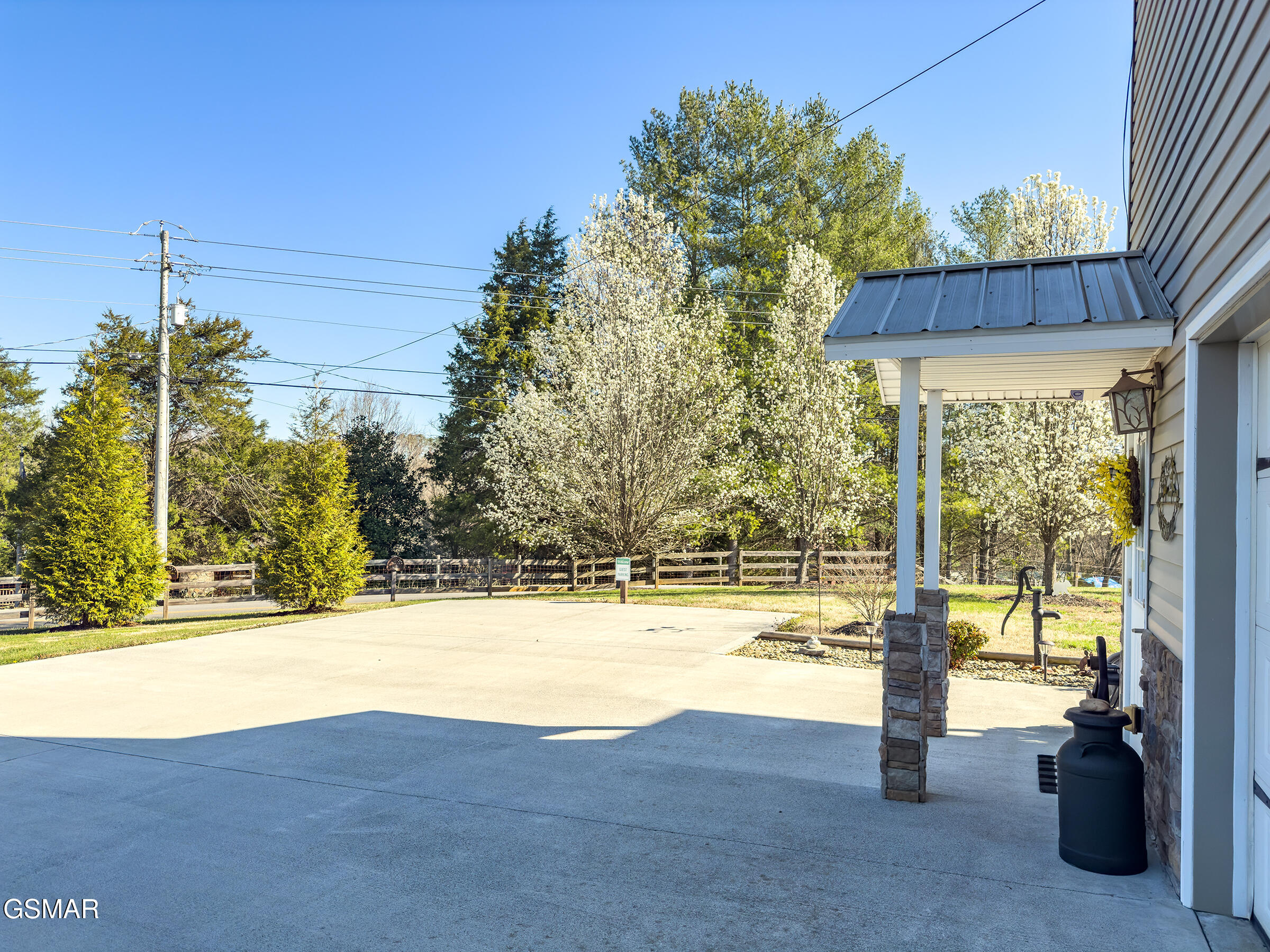 1505 Indian Warpath Road Sevierville TN 37876