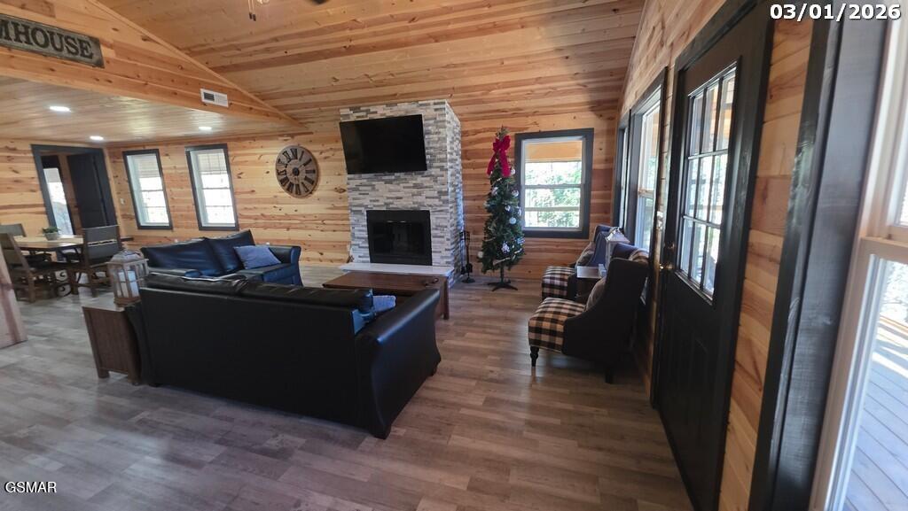 2869 Hatcher Mountain Road Sevierville TN 37862