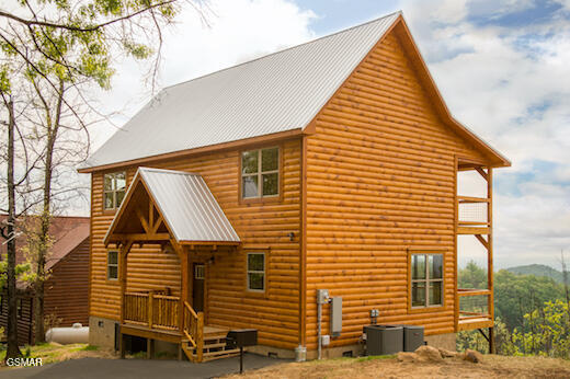 1829 Wild Pine Way Sevierville TN 37876