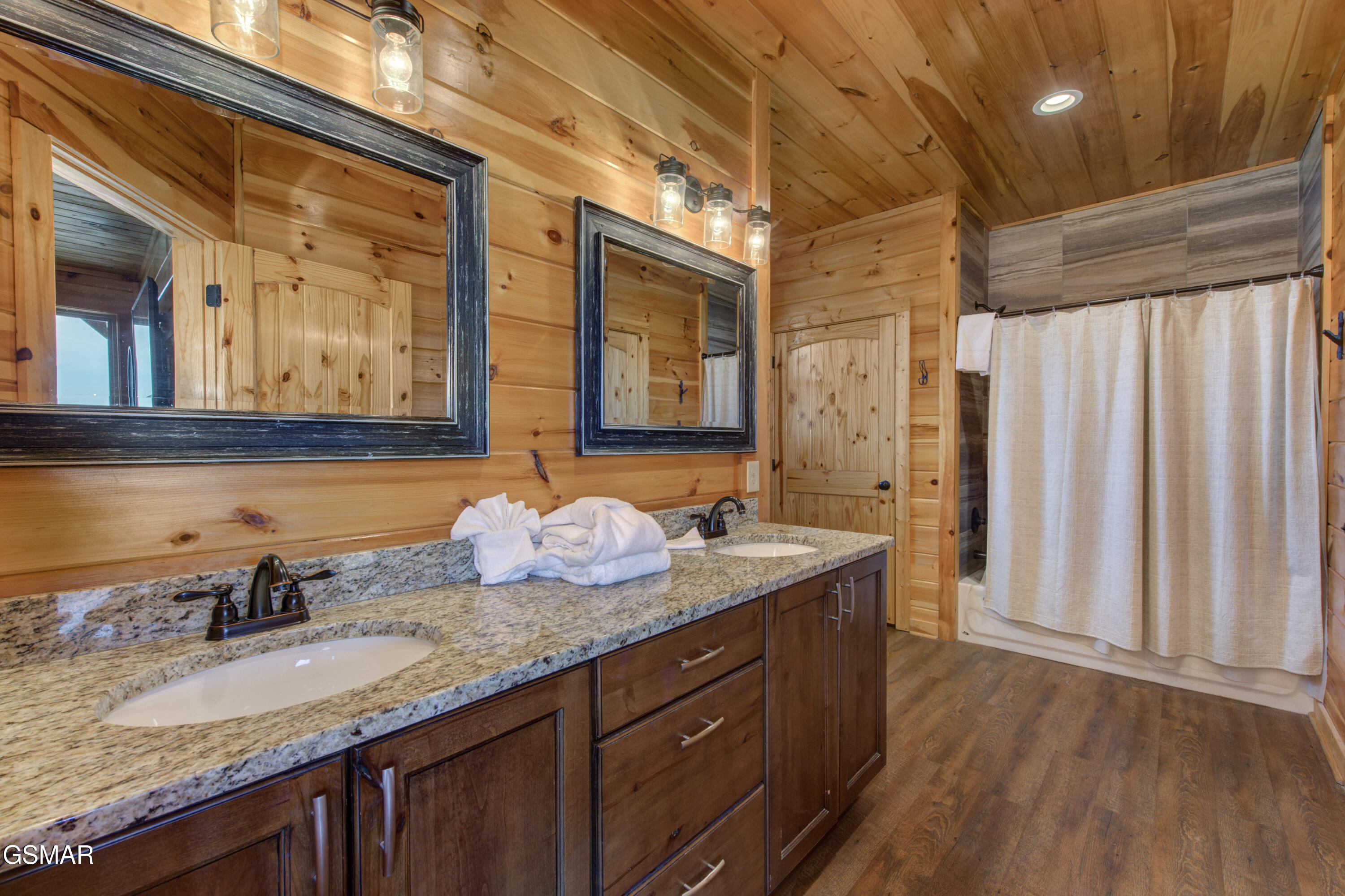 1829 Wild Pine Way Sevierville TN 37876