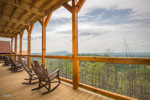 1829 Wild Pine Way Sevierville TN 37876