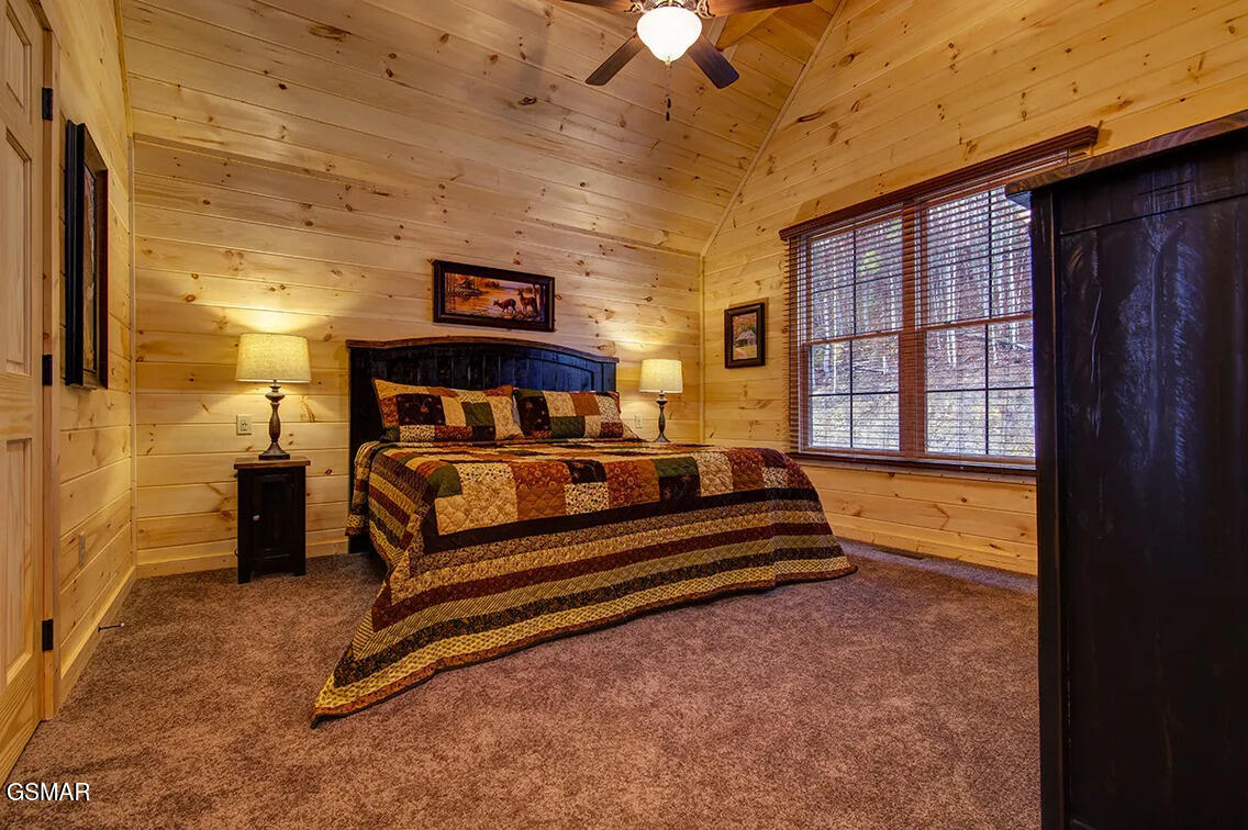 1205 Parkview Vista Way Pigeon Forge TN 37862