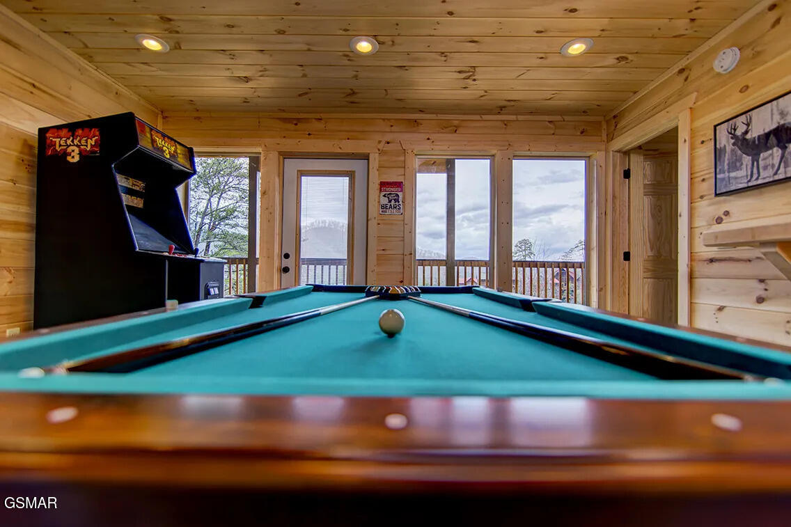 1205 Parkview Vista Way Pigeon Forge TN 37862