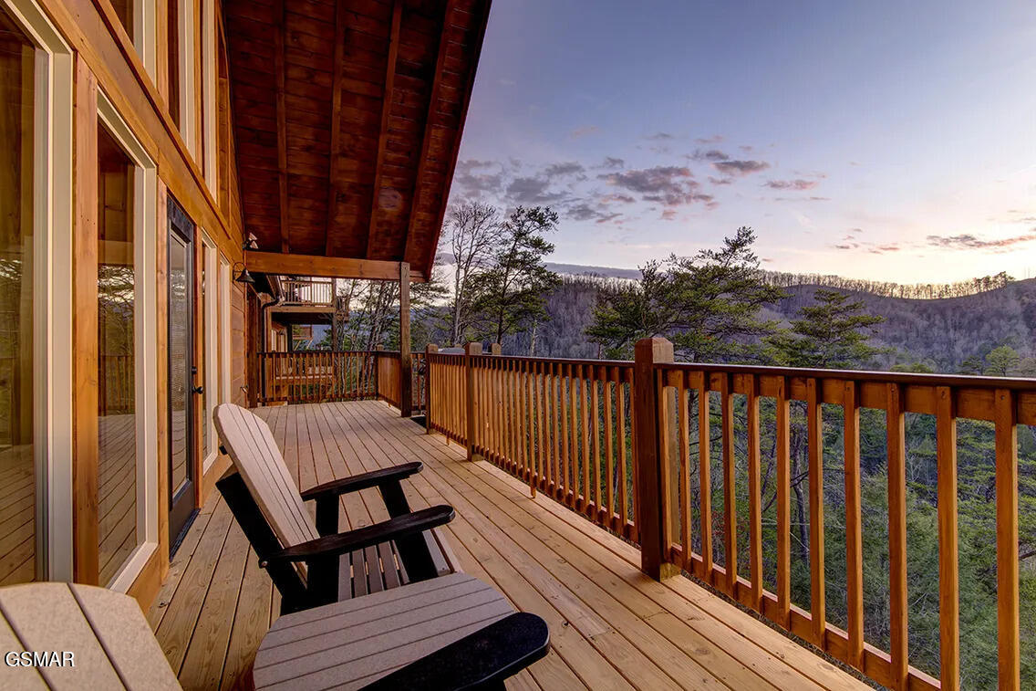 1205 Parkview Vista Way Pigeon Forge TN 37862