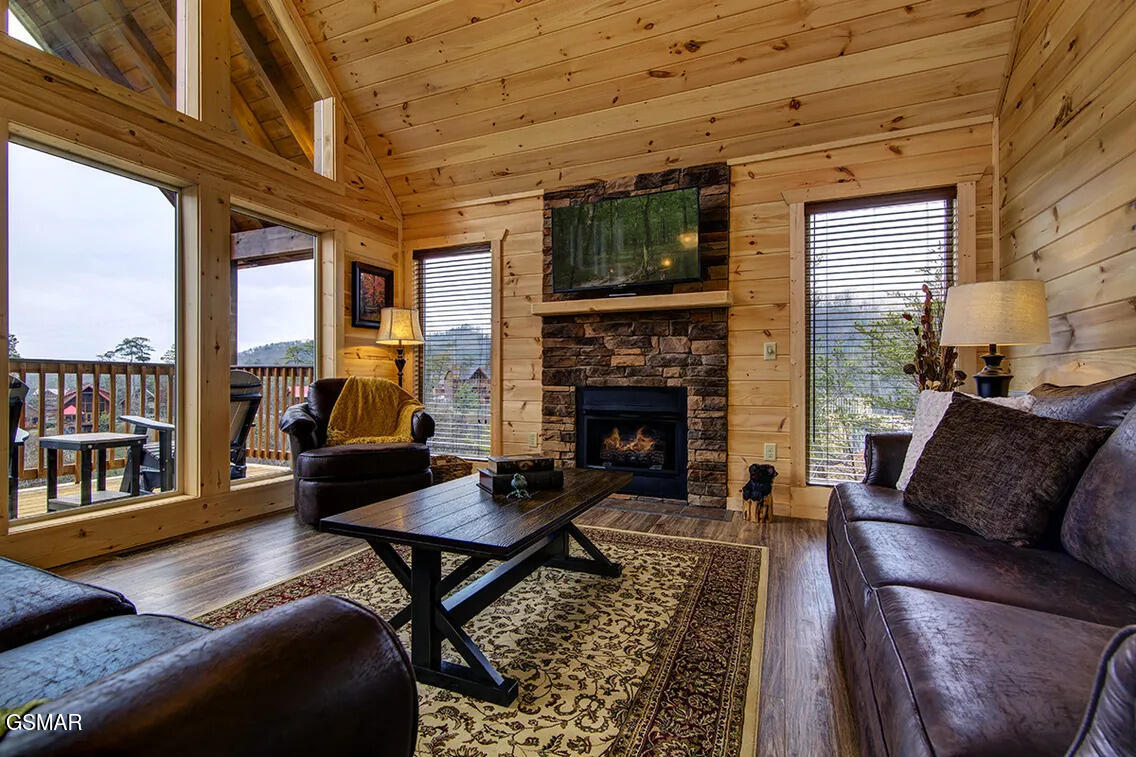 1205 Parkview Vista Way Pigeon Forge TN 37862