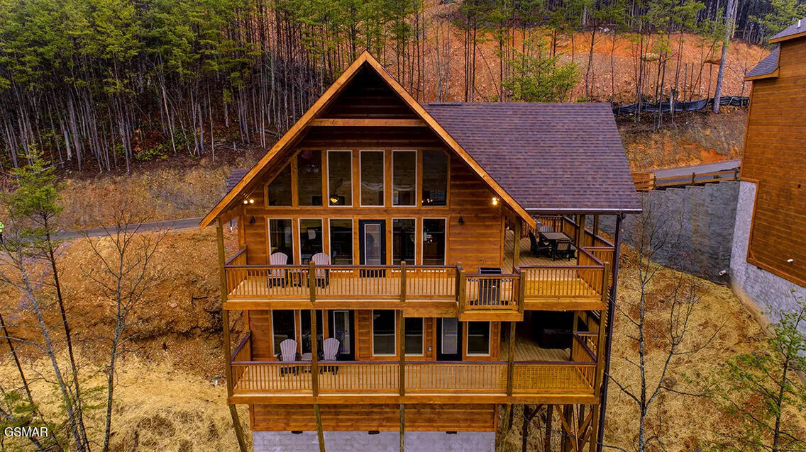 1205 Parkview Vista Way Pigeon Forge TN 37862