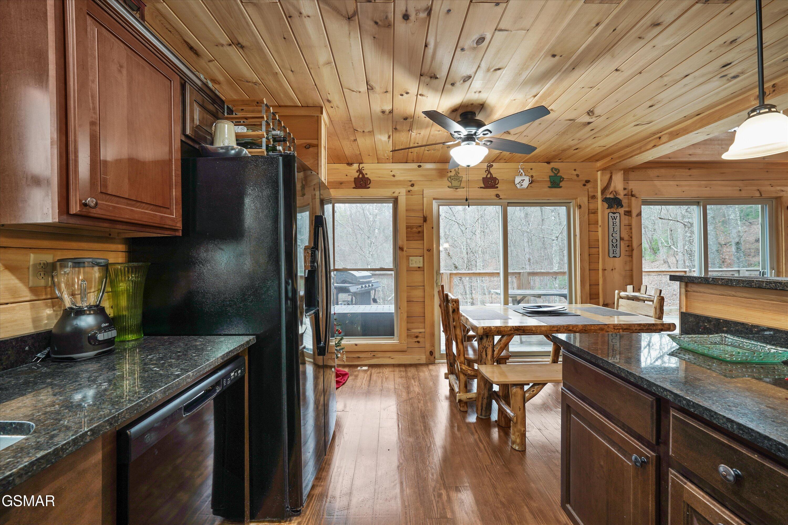 2906 Joyner Hills Lane Sevierville TN 37876