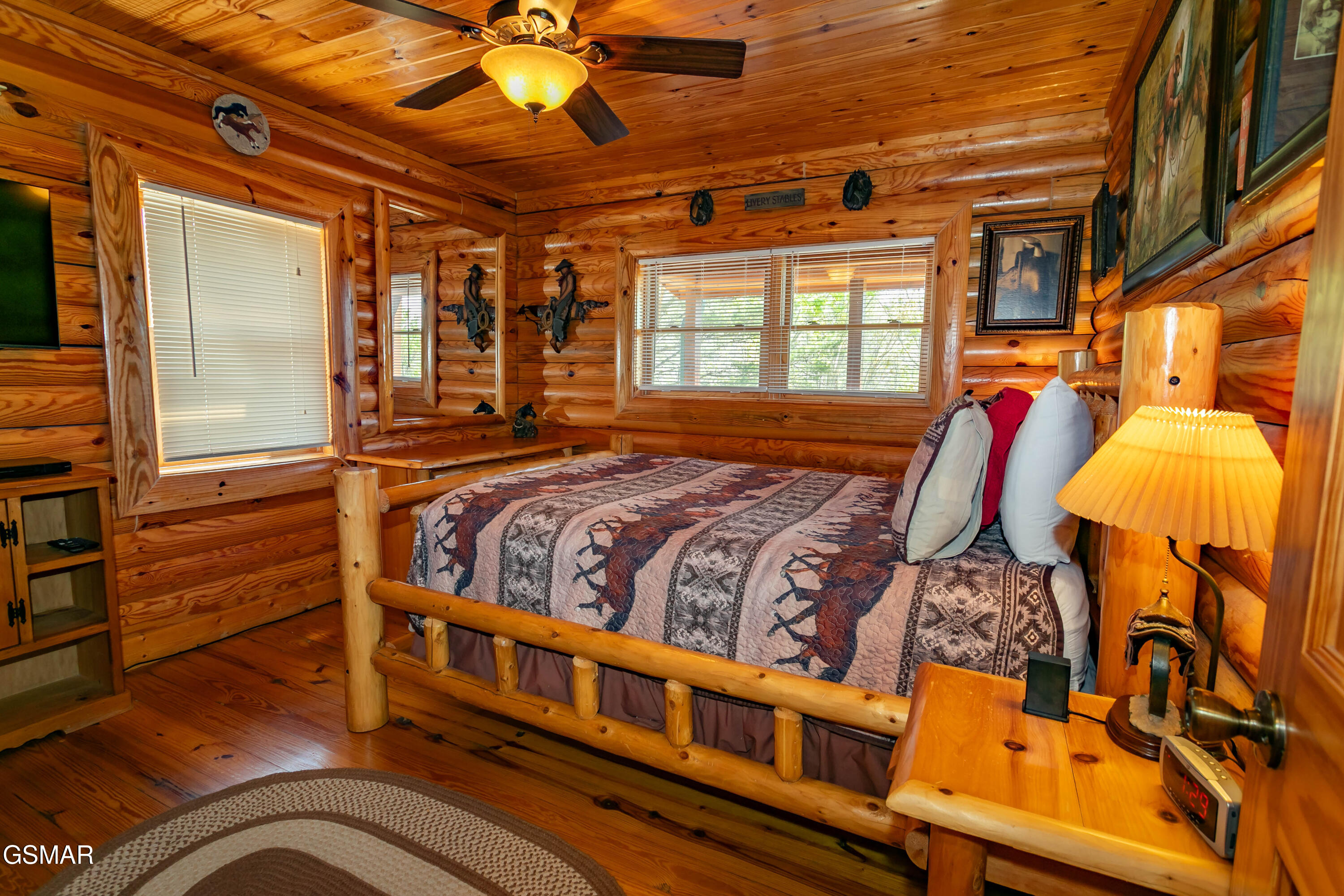 4112 Harvest Moon Road Sevierville TN 37862