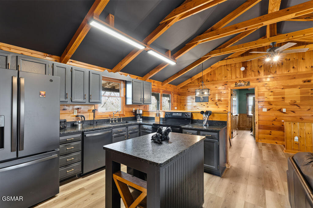 3630 Mountain Top Lane Sevierville TN 37876