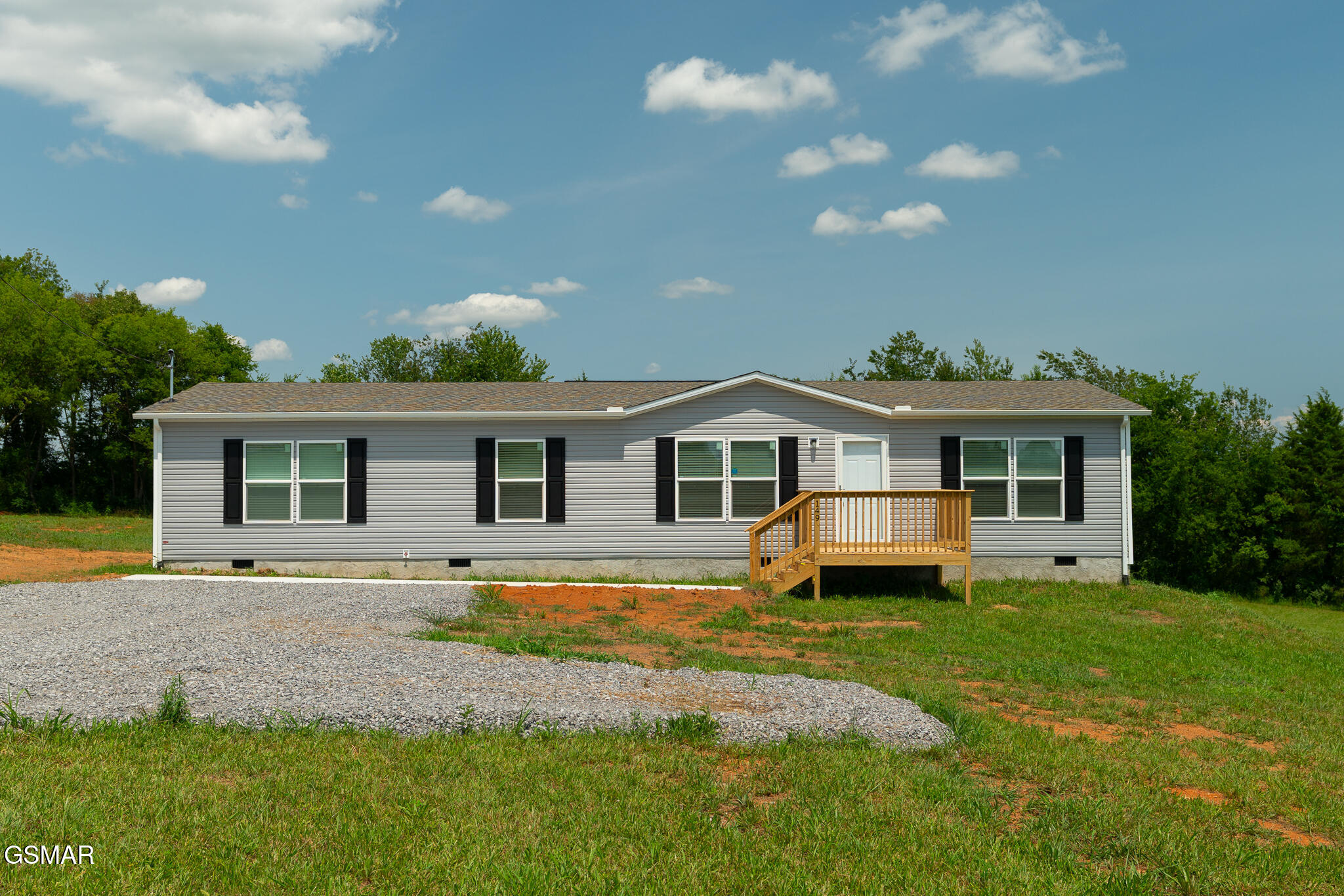 149 Hill Loop Madisonville TN 37354