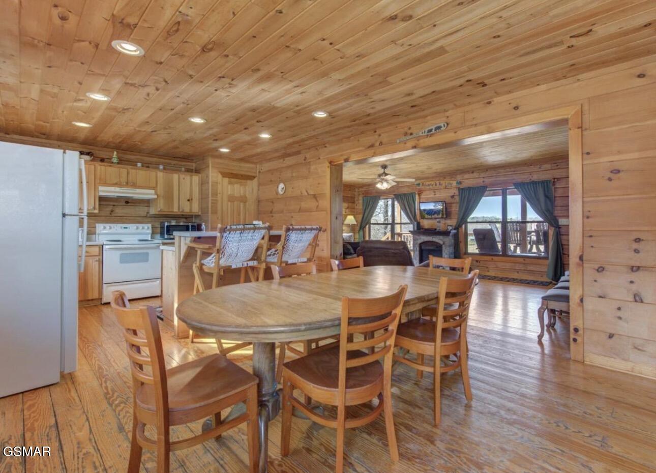 2145 Stillhouse Road Dandridge TN 37725