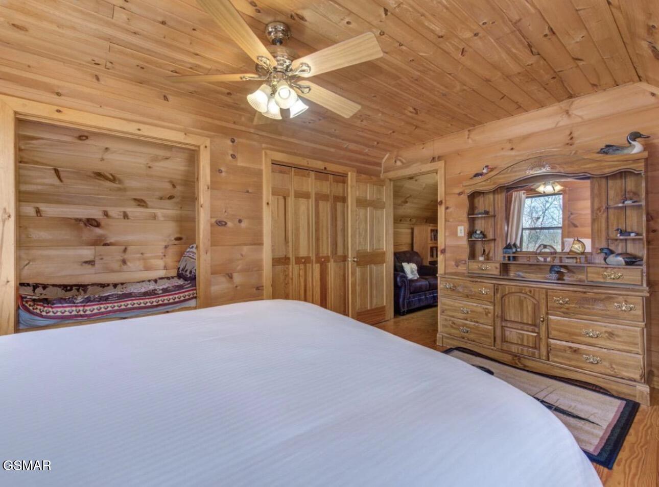2145 Stillhouse Road Dandridge TN 37725