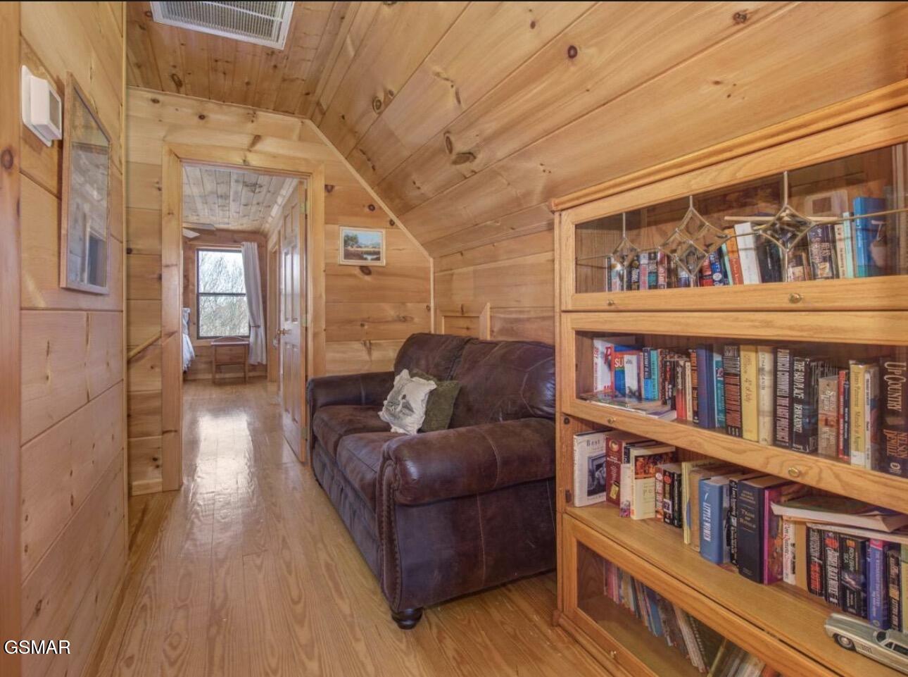 2145 Stillhouse Road Dandridge TN 37725