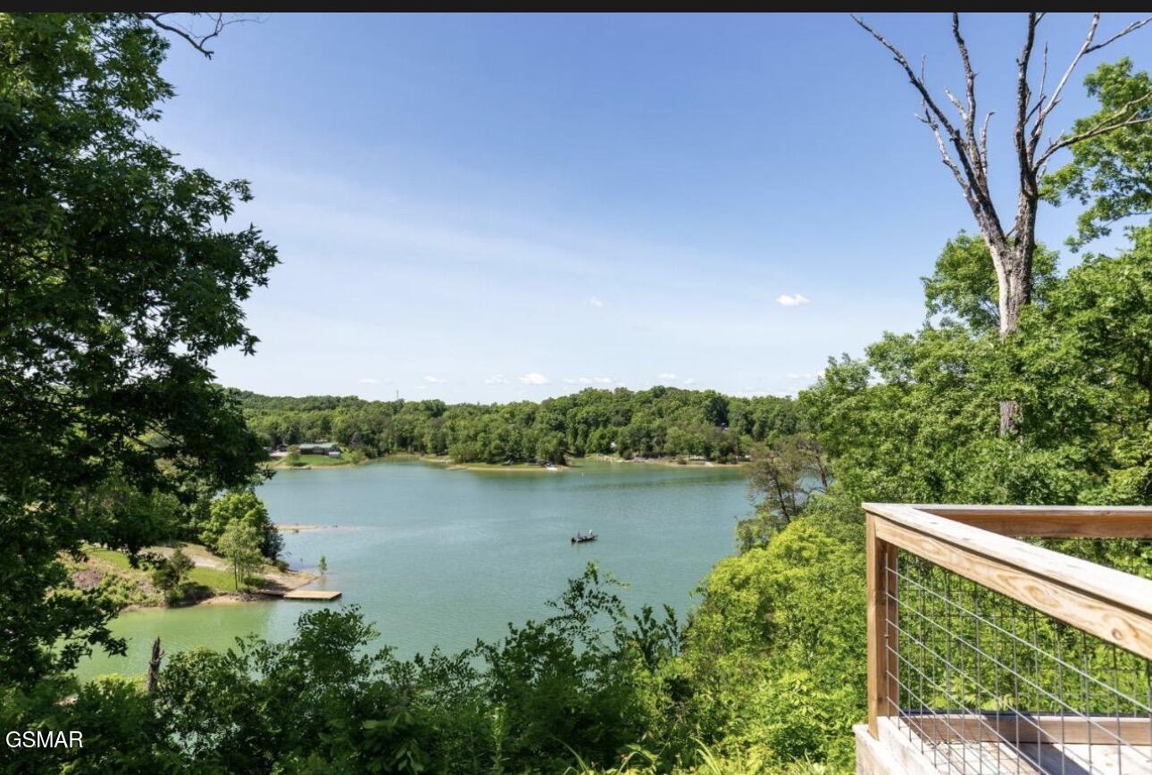 2145 Stillhouse Road Dandridge TN 37725