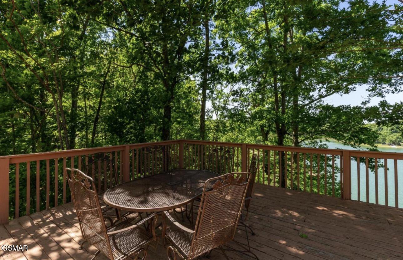 2145 Stillhouse Road Dandridge TN 37725