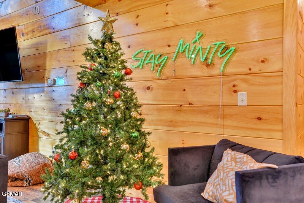 2320 Mimosa Drive Sevierville TN 37862