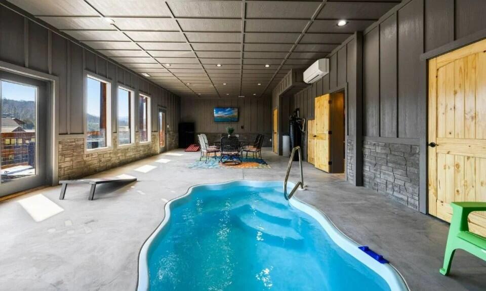 4521 Shangrila Way Sevierville TN 37876