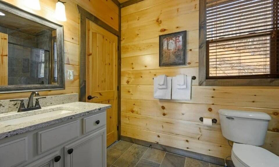 4521 Shangrila Way Sevierville TN 37876