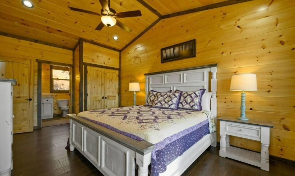 4521 Shangrila Way Sevierville TN 37876