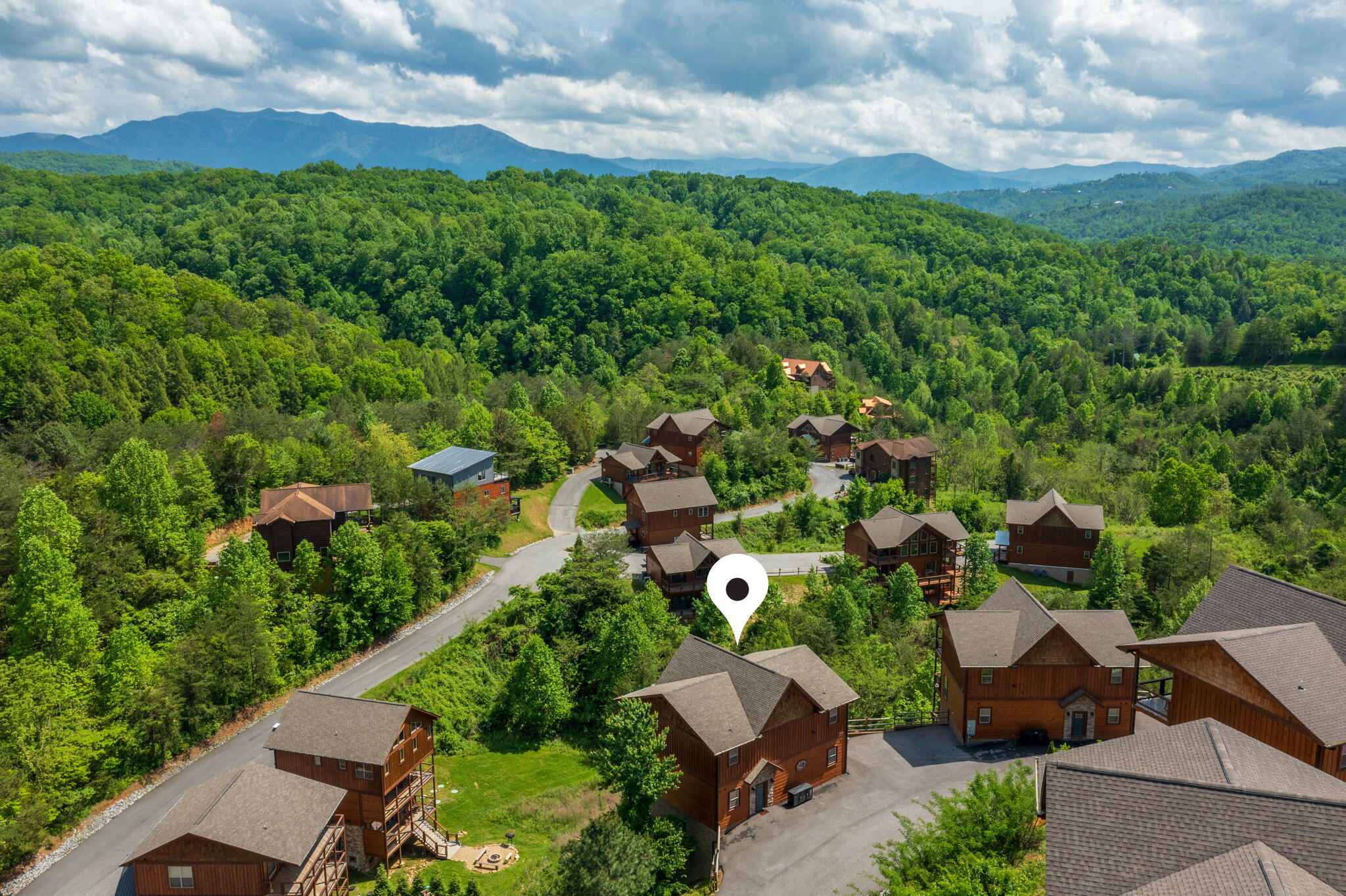 4521 Shangrila Way Sevierville TN 37876