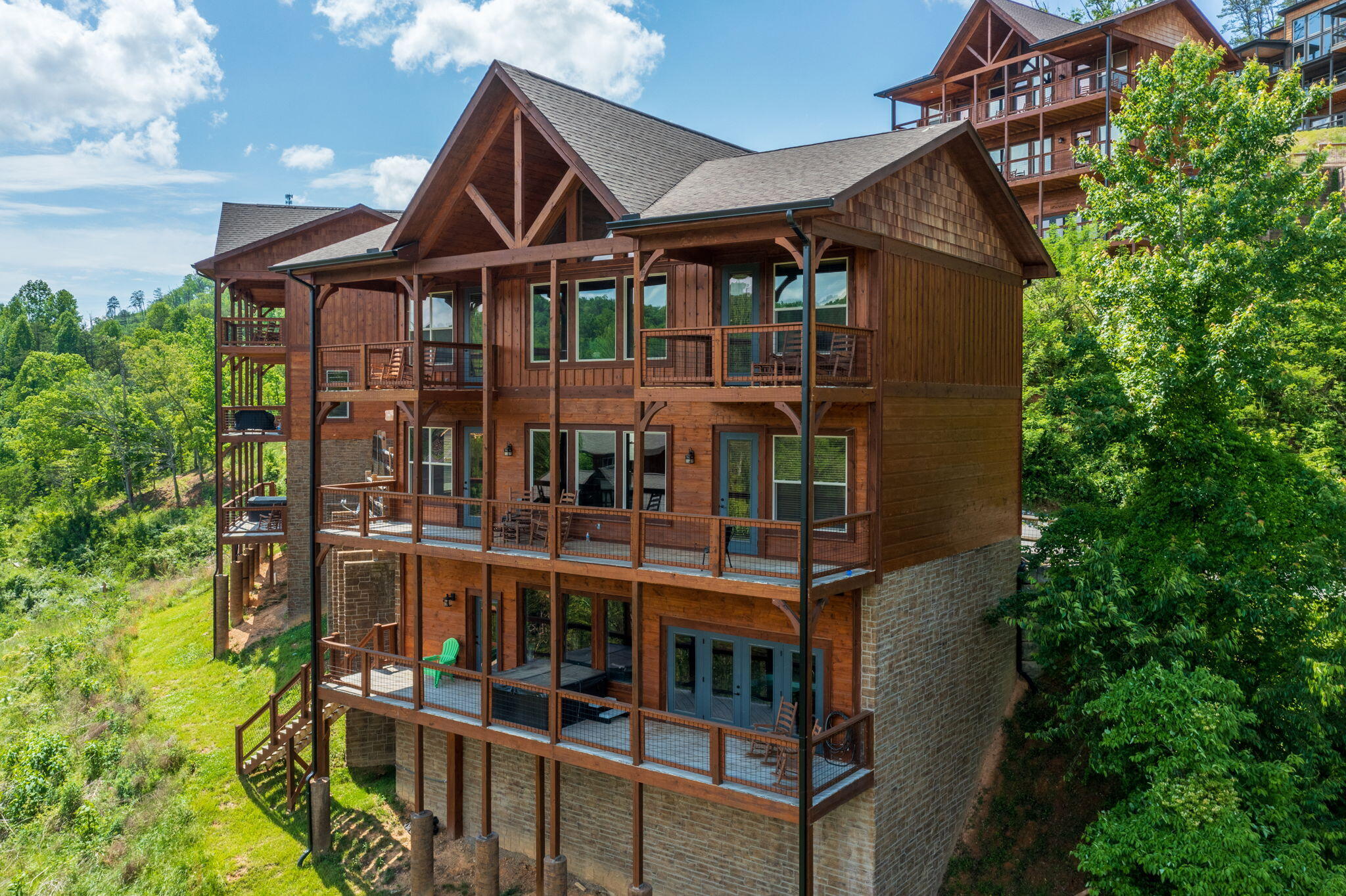 4521 Shangrila Way Sevierville TN 37876