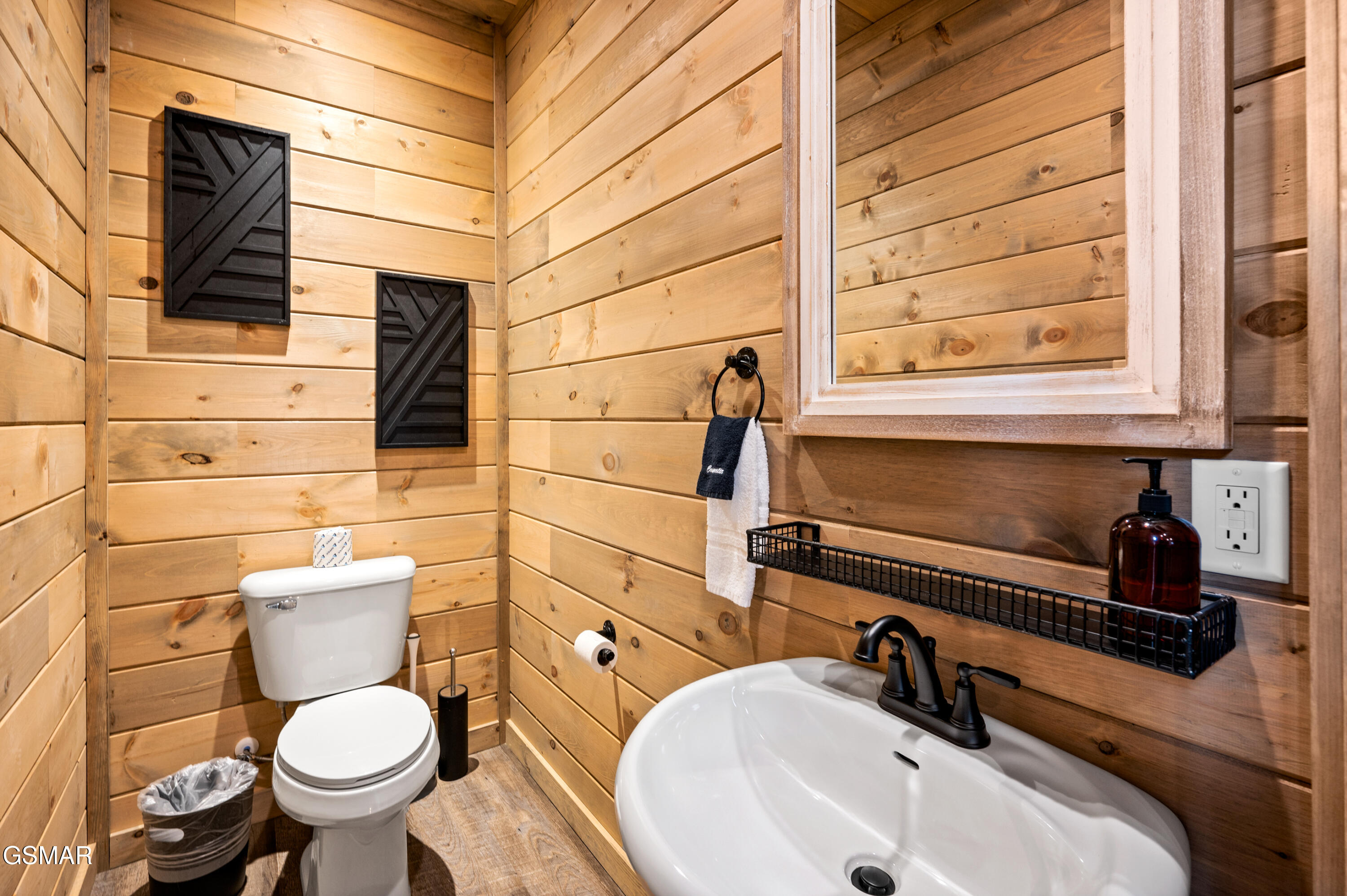 2247 Headrick Lead Sevierville TN 37862