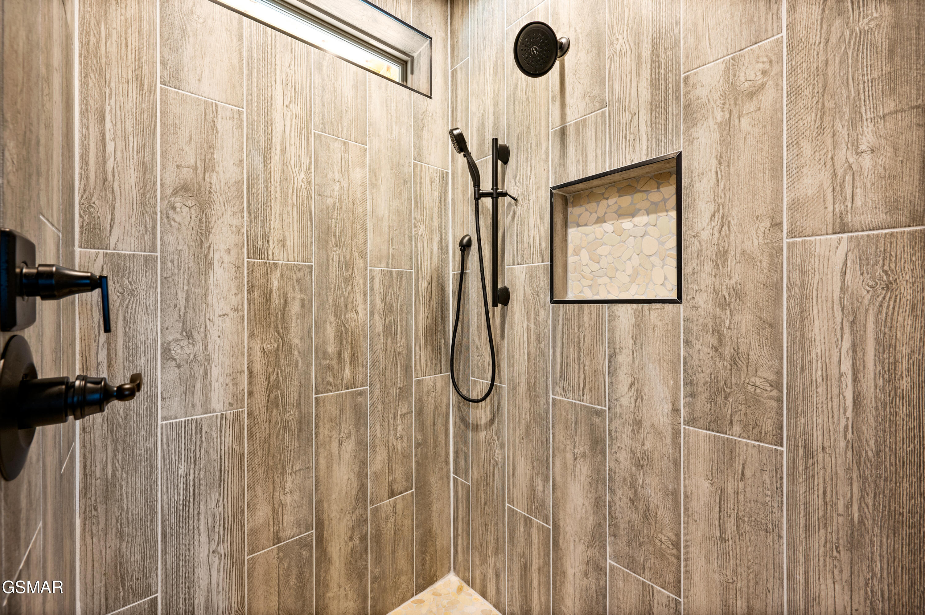 2247 Headrick Lead Sevierville TN 37862