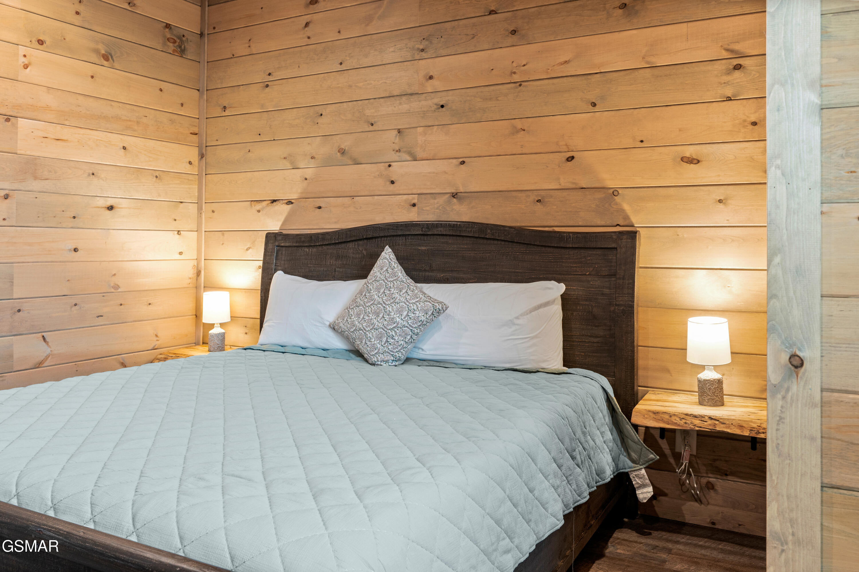 2247 Headrick Lead Sevierville TN 37862