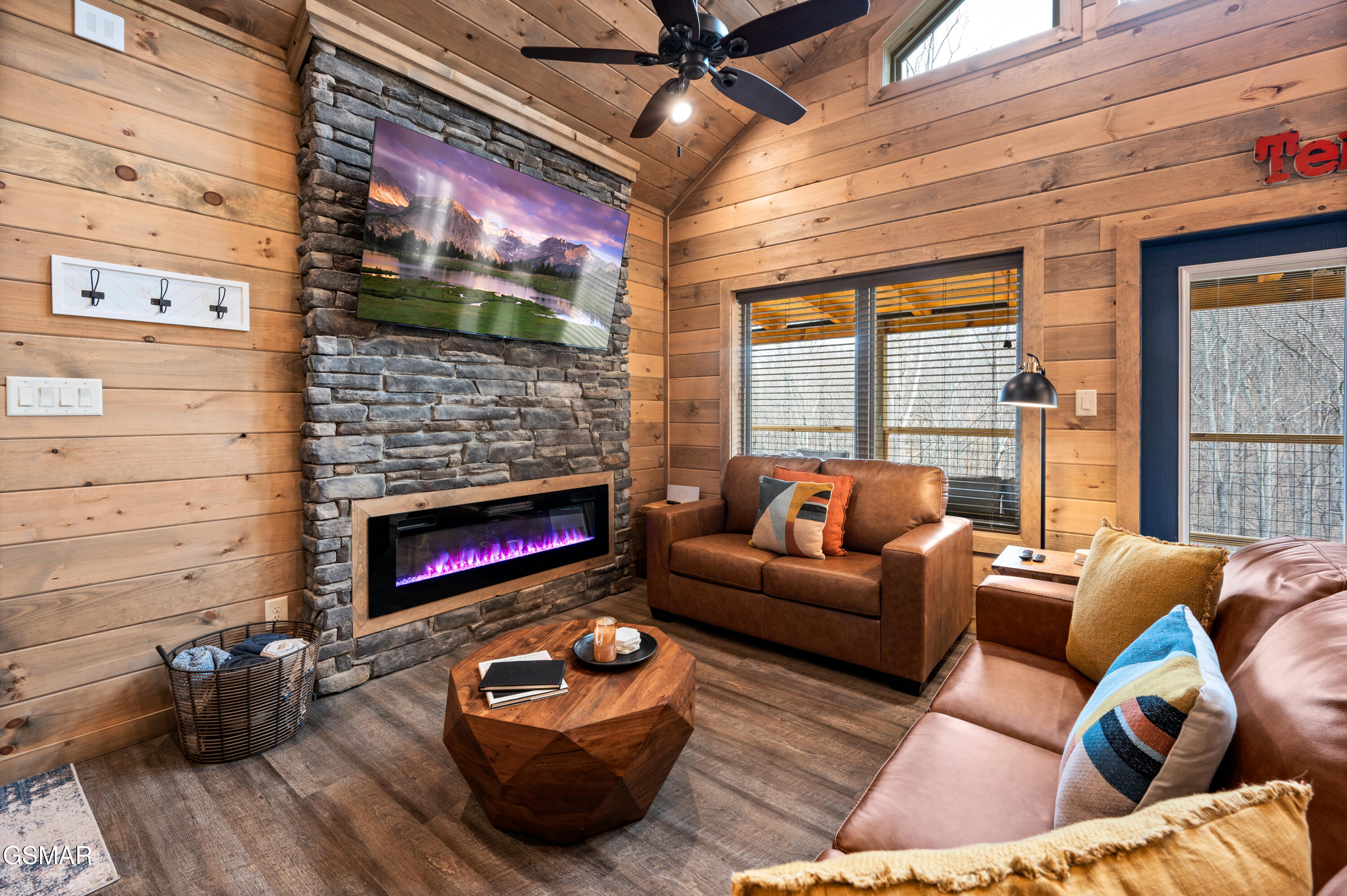 2247 Headrick Lead Sevierville TN 37862