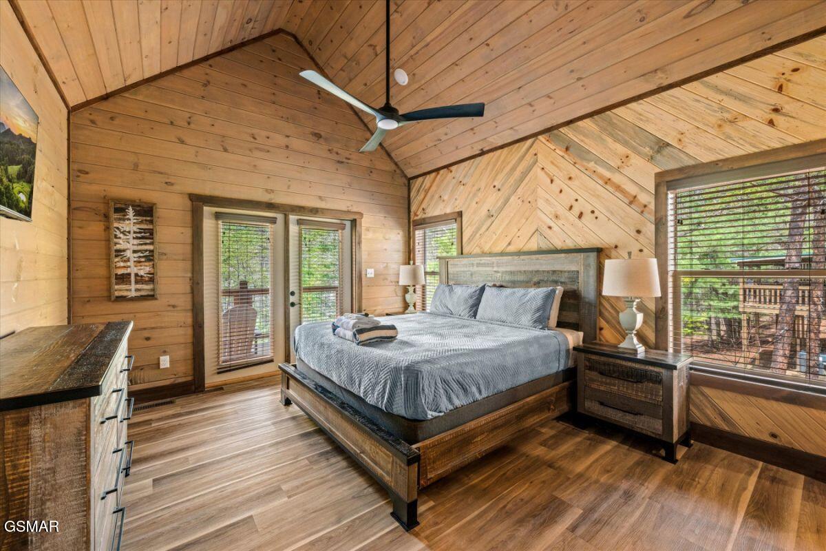 2009 Smoky Cove Road Sevierville TN 37876