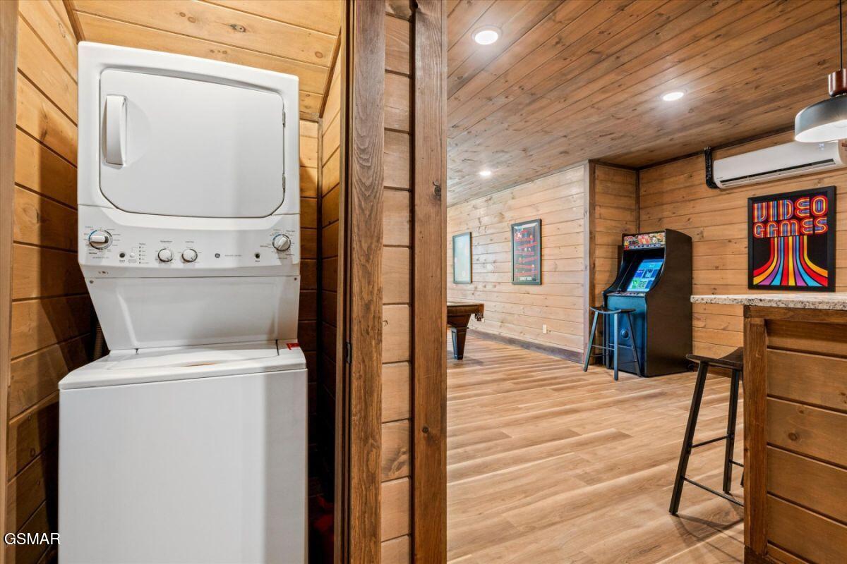 2009 Smoky Cove Road Sevierville TN 37876