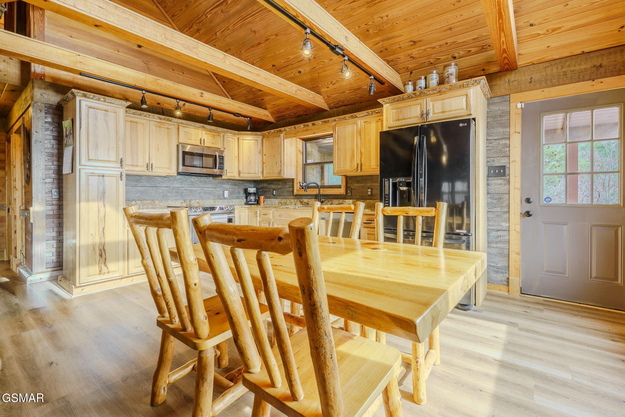 3644 Wears Mountain Lane Sevierville TN 37862