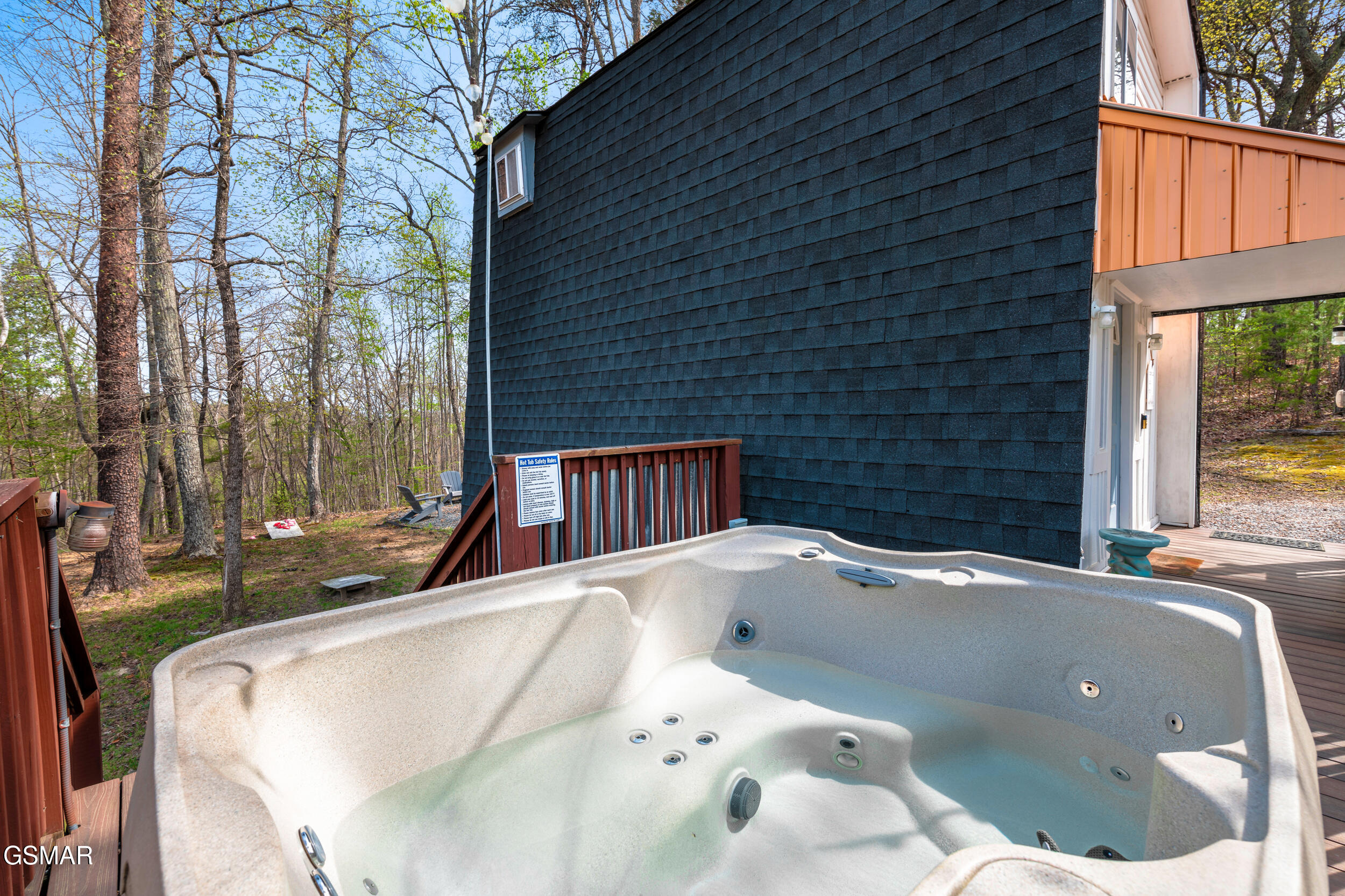 1638 S Mountain View Road Sevierville TN 37876