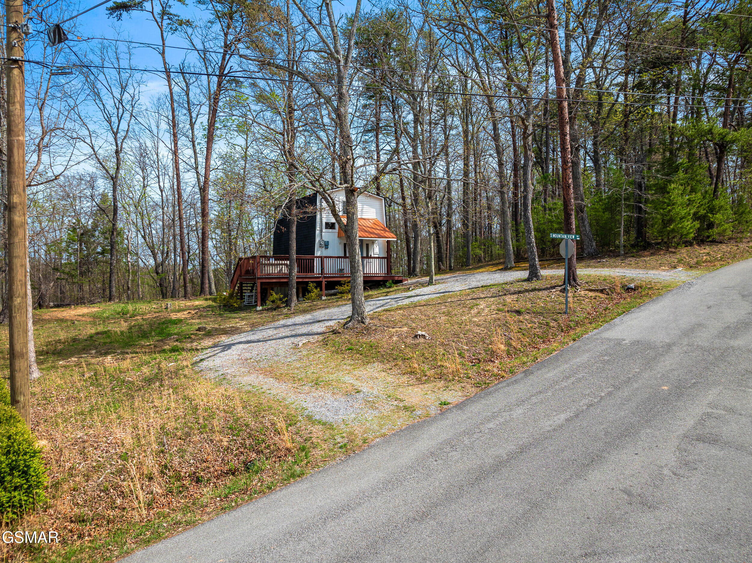 1638 S Mountain View Road Sevierville TN 37876