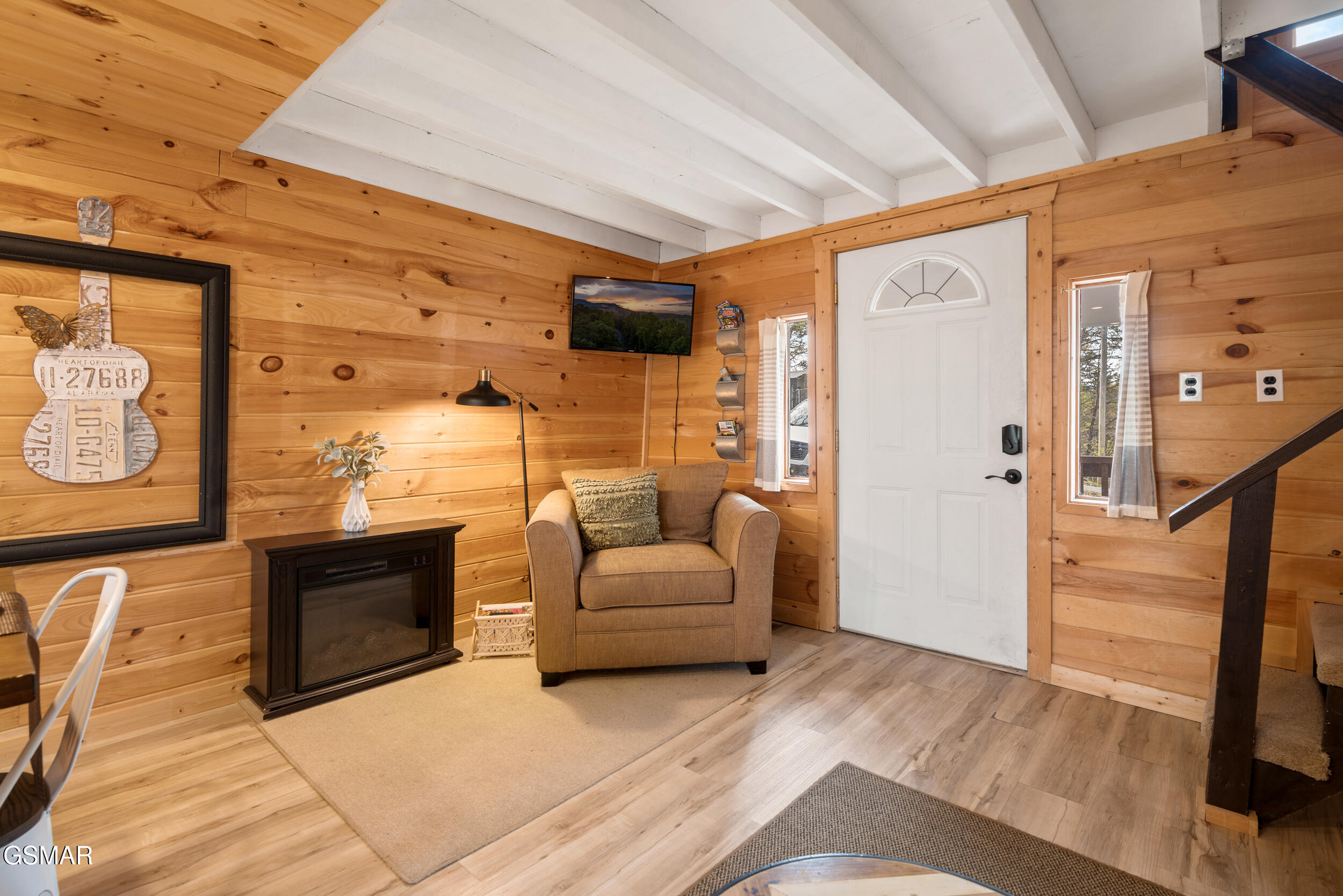 1638 S Mountain View Road Sevierville TN 37876