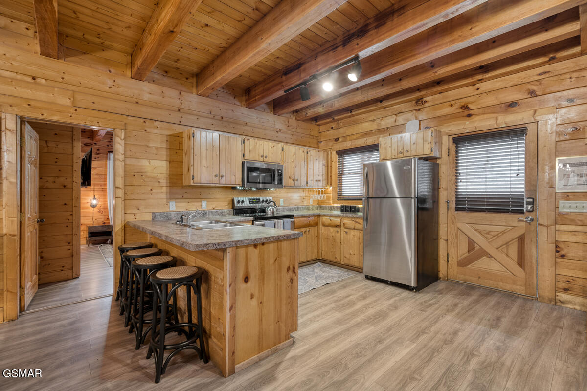 307 Caney Creek Road Pigeon Forge TN 37863