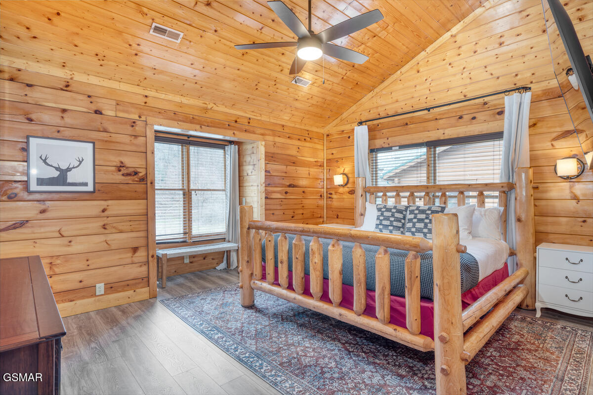 307 Caney Creek Road Pigeon Forge TN 37863