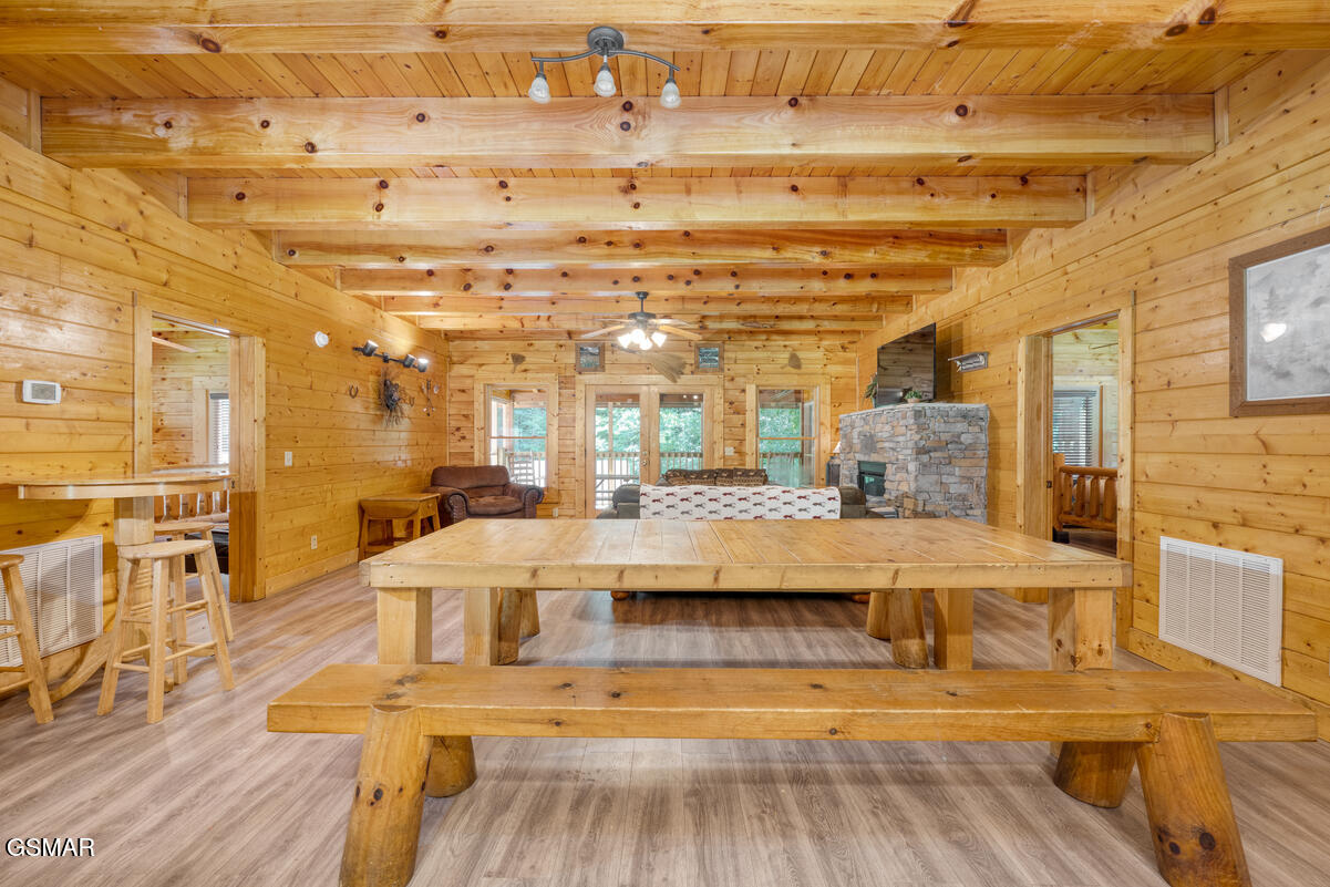 307 Caney Creek Road Pigeon Forge TN 37863