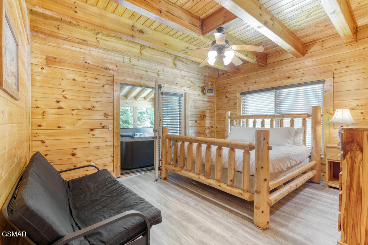 307 Caney Creek Road Pigeon Forge TN 37863