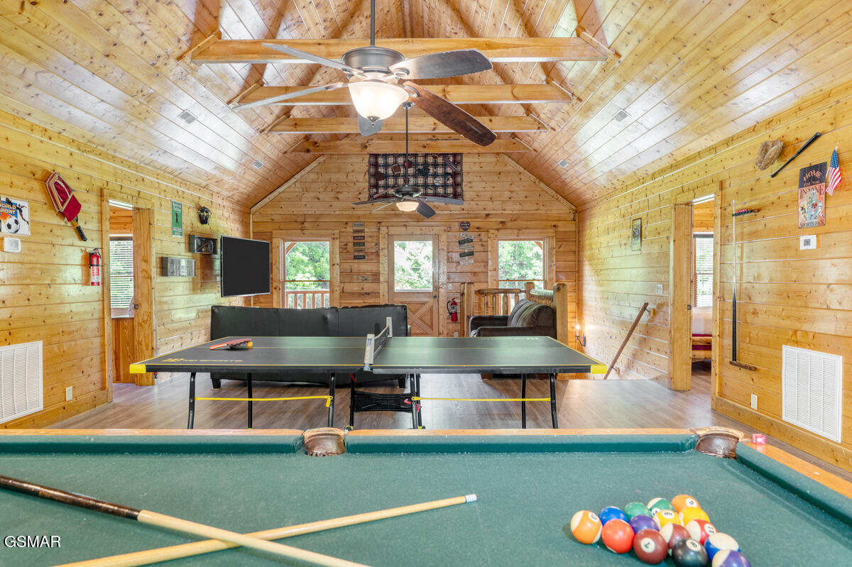 307 Caney Creek Road Pigeon Forge TN 37863