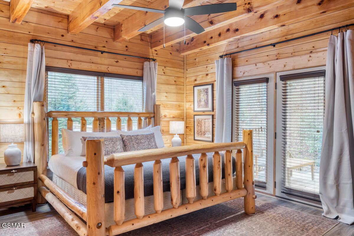 307 Caney Creek Road Pigeon Forge TN 37863